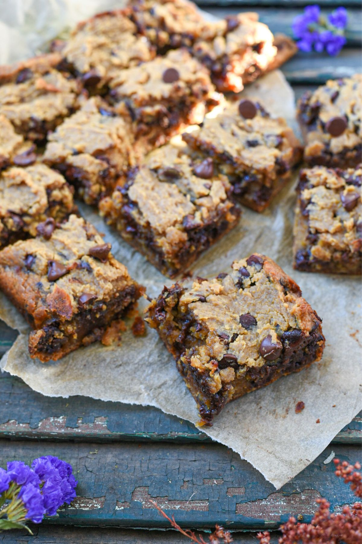 Vegan Chickpea Blondies - Recipe Hippie