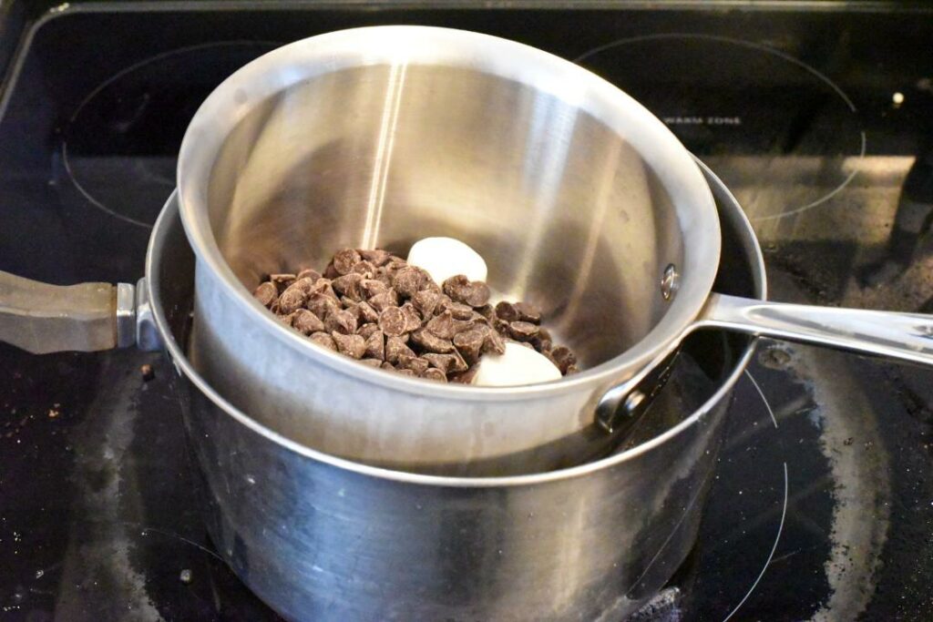 how to make chocolate mousse pie