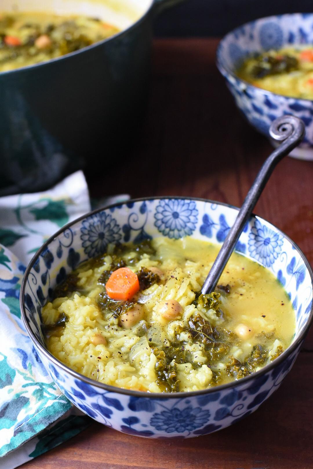 Greek Lemon Soup With Chickpeas - Recipe Hippie