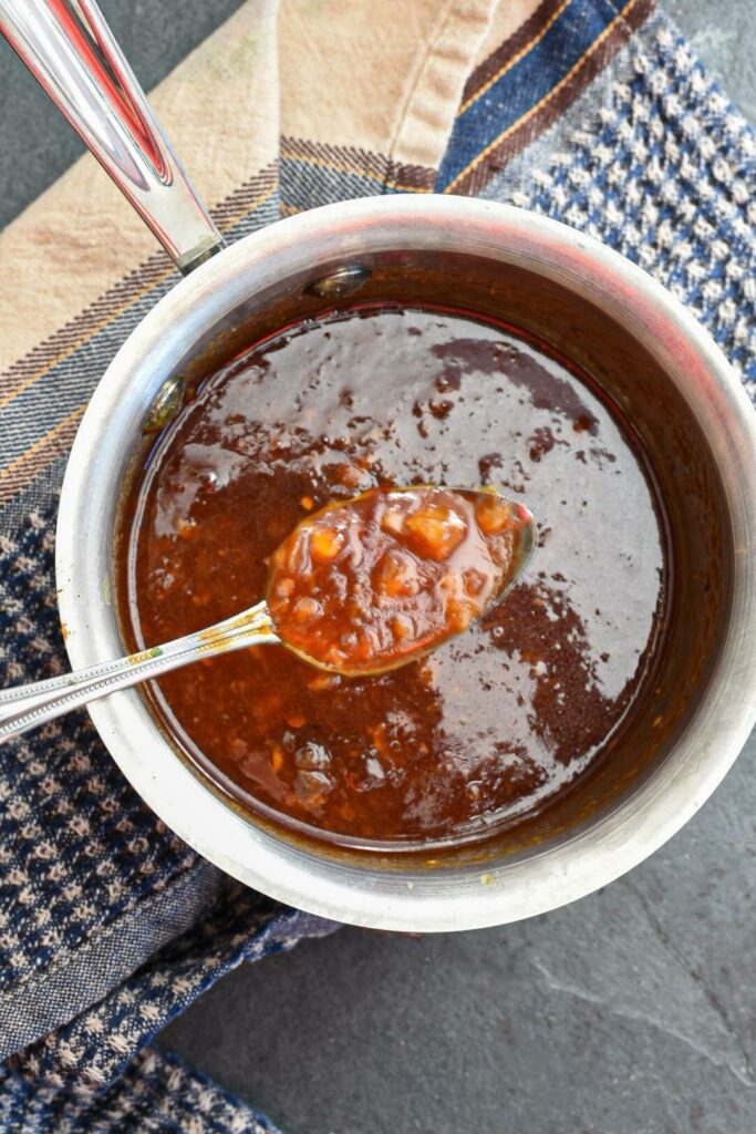best chicken wings sauce in a saucepan