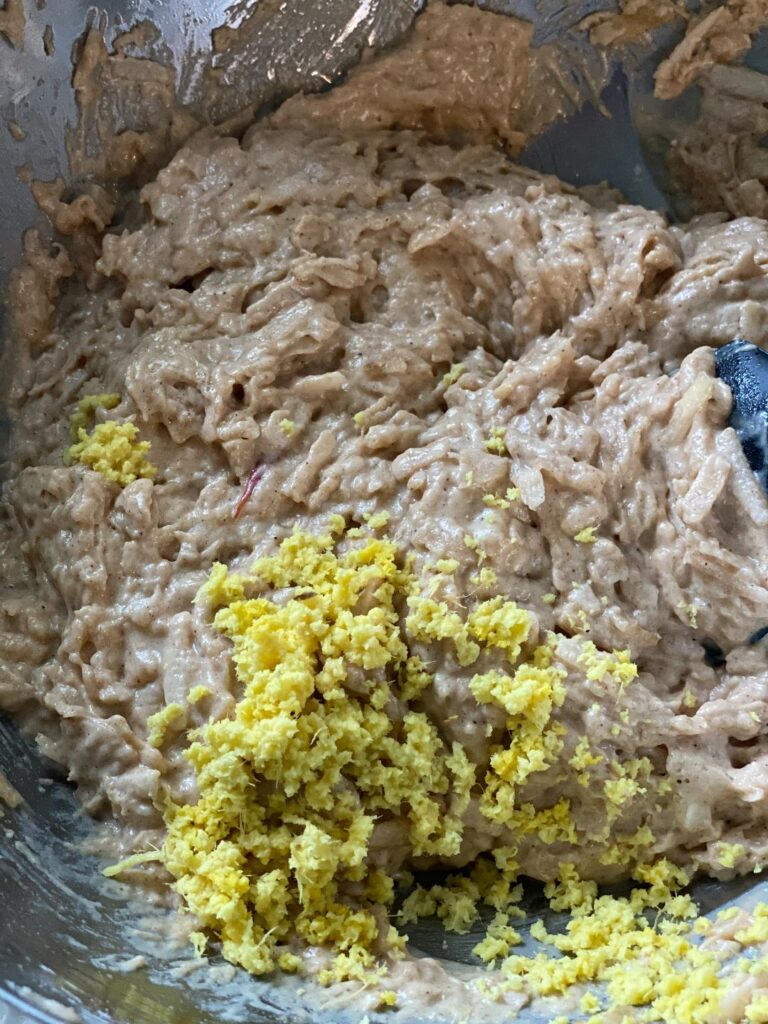 grated apple muffins